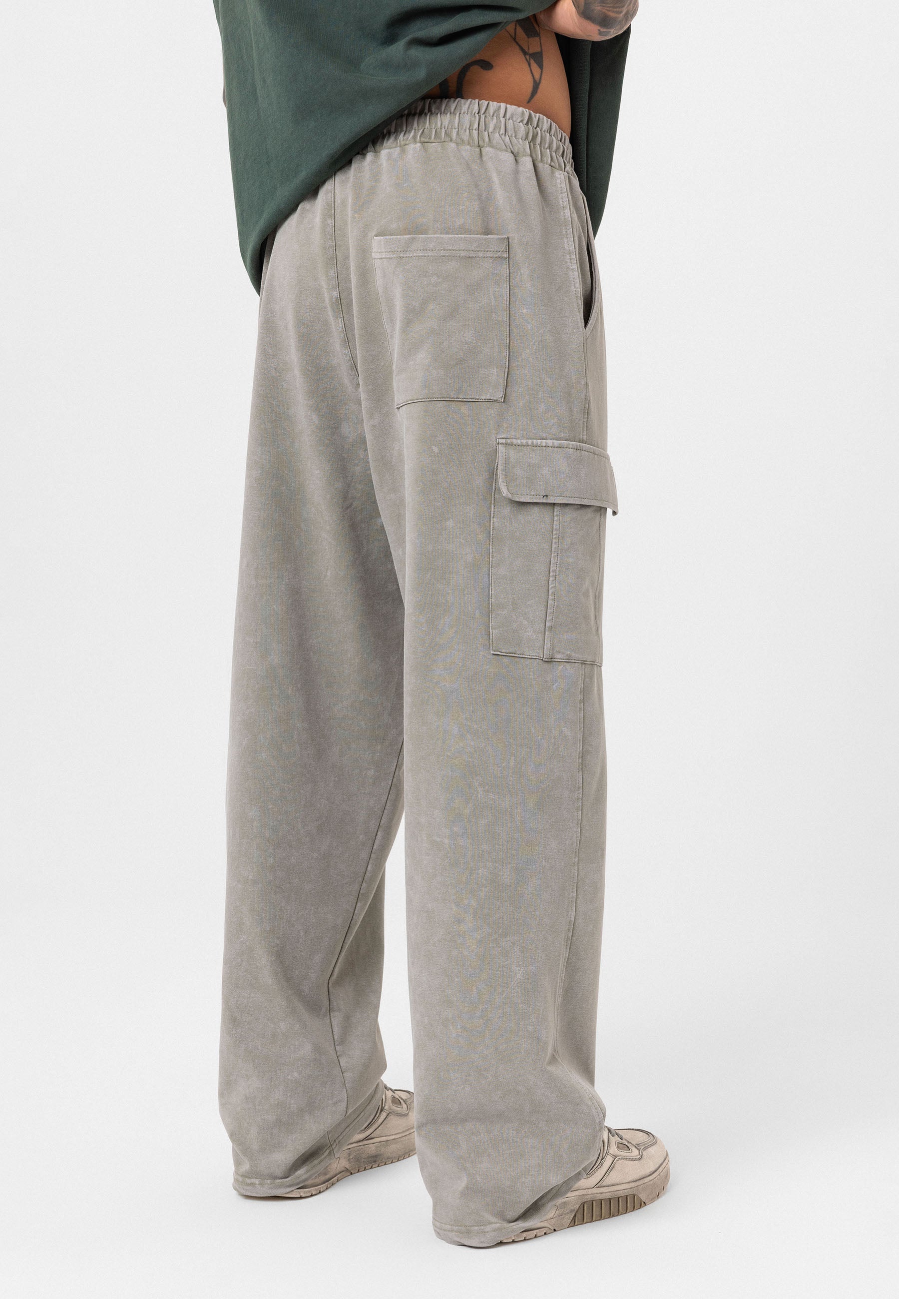 Oversized Graphic Pants – Bold Visuals with Vintage-Washed Appeal