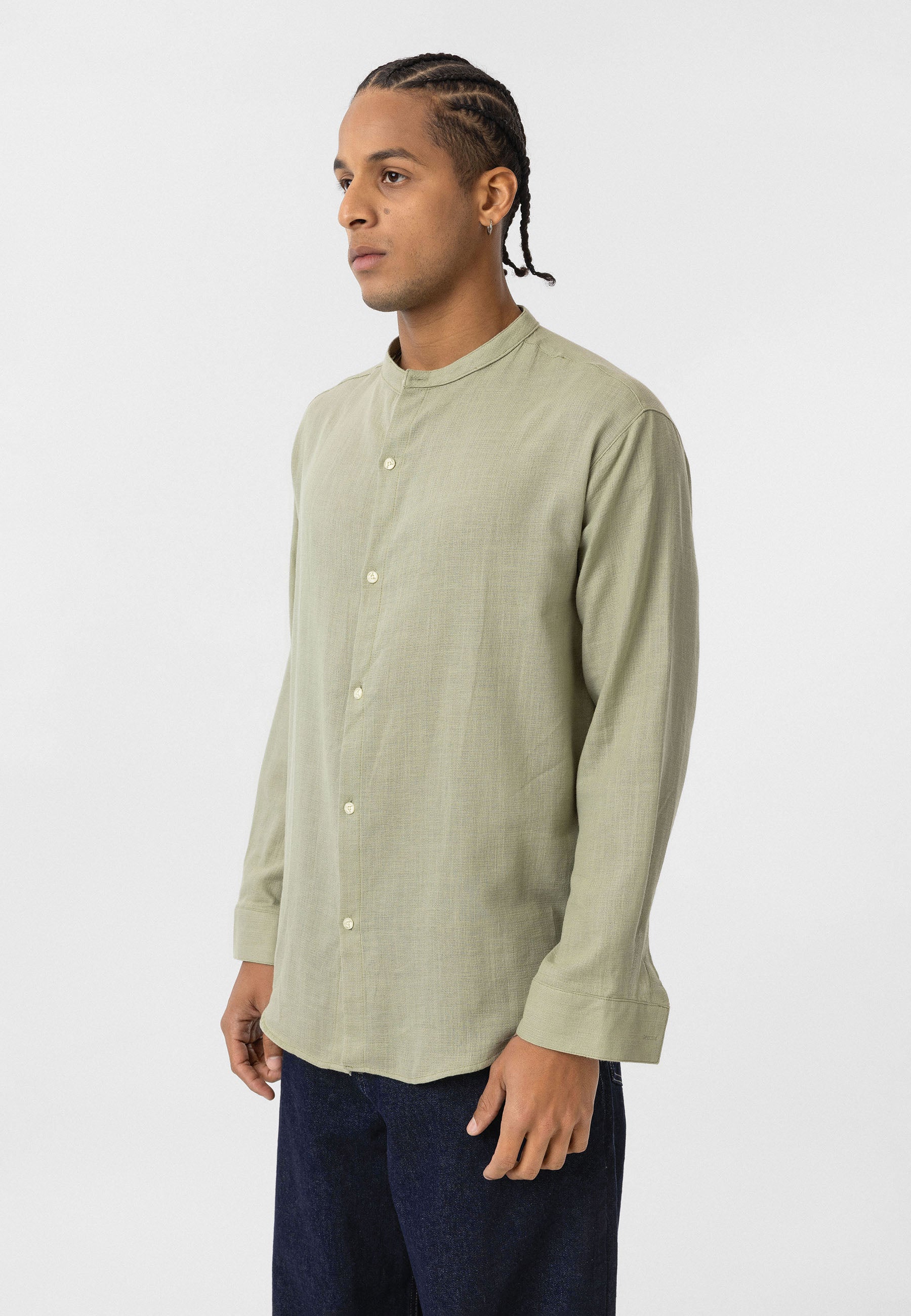 White Button-Up Shirt – Regular Fit, Classic Everyday Style