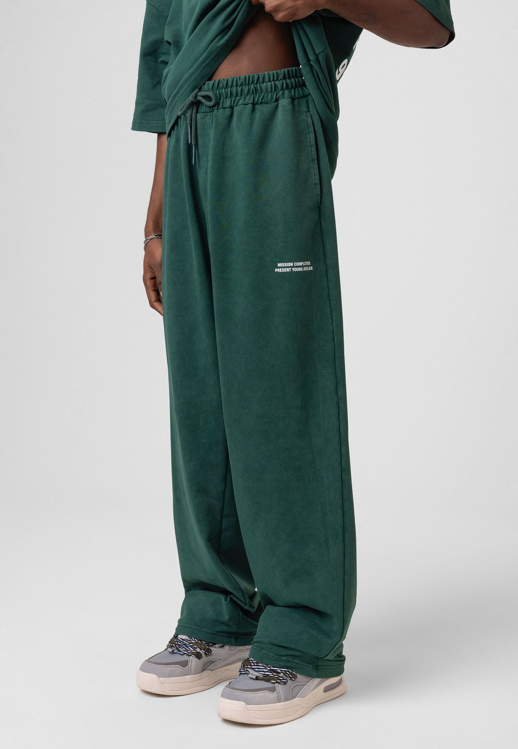 Oversized Washed Track Pants – Street-Ready Comfort with Soft Texture