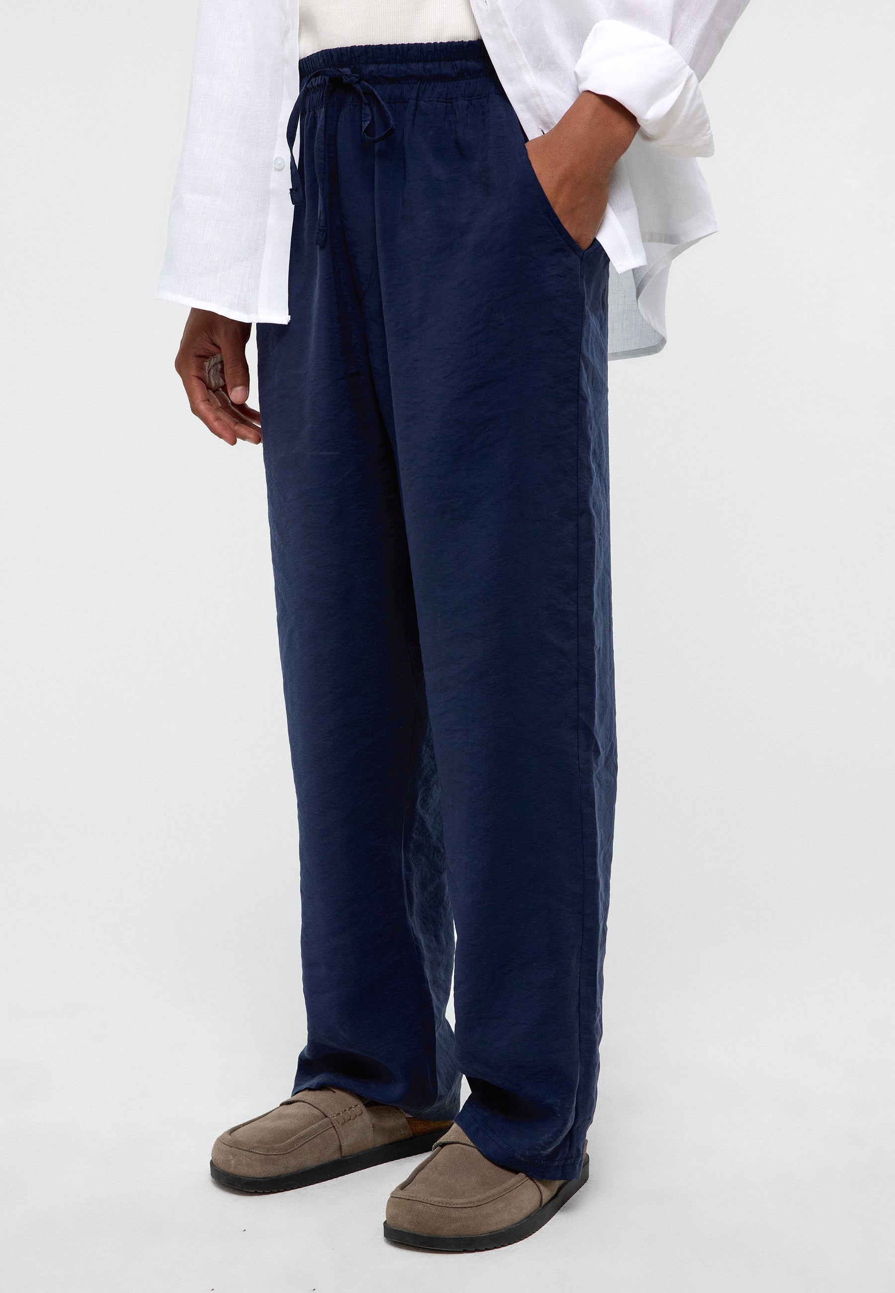 Baggy Fit Modal Trousers – Relaxed Wide-Leg Comfort