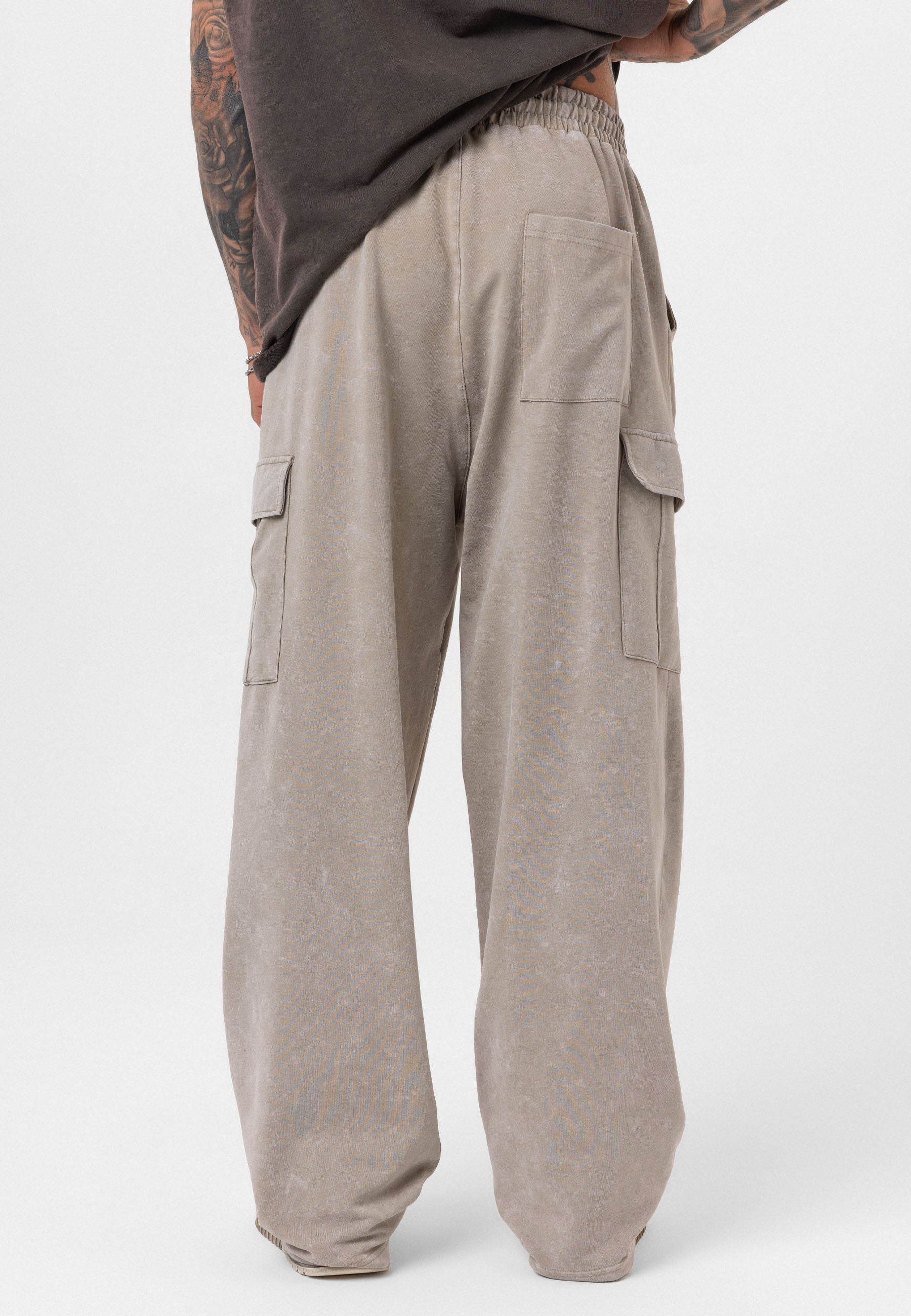 Oversized Graphic Pants – Bold Visuals with Vintage-Washed Appeal