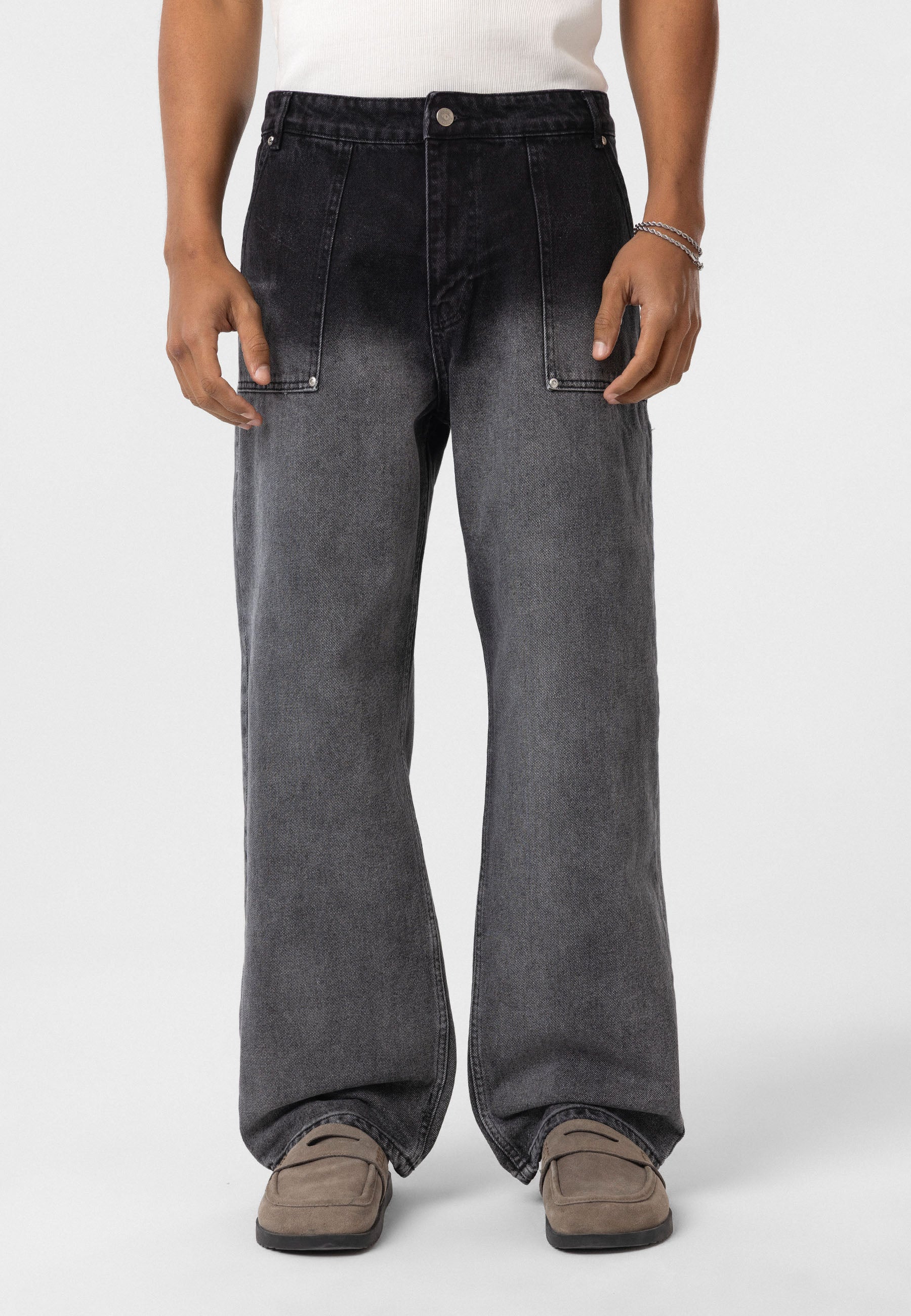 Pocket-Detail Baggy Jeans – Pants