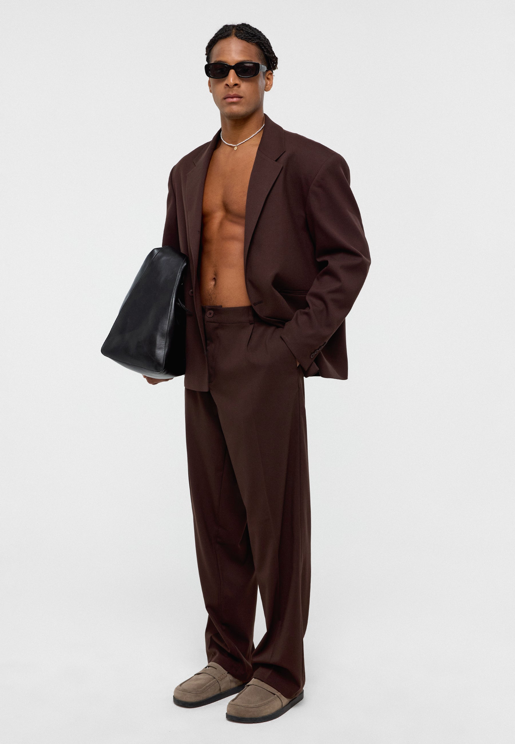 Oversized Single‑Button Suit Trousers – Relaxed Volume, Refined Linen Blend