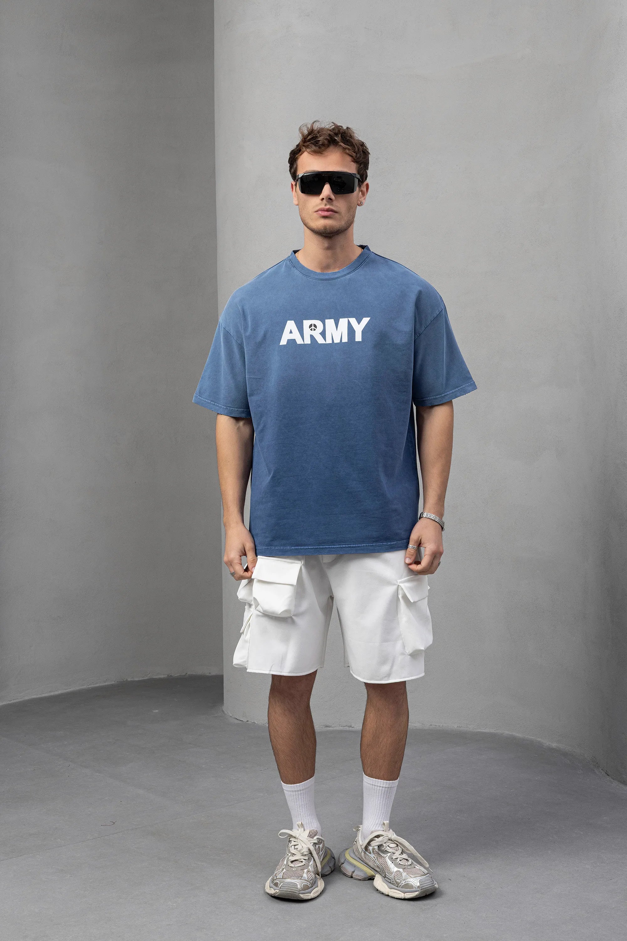 Army Print Graphic T-Shirt for Casual Fashion