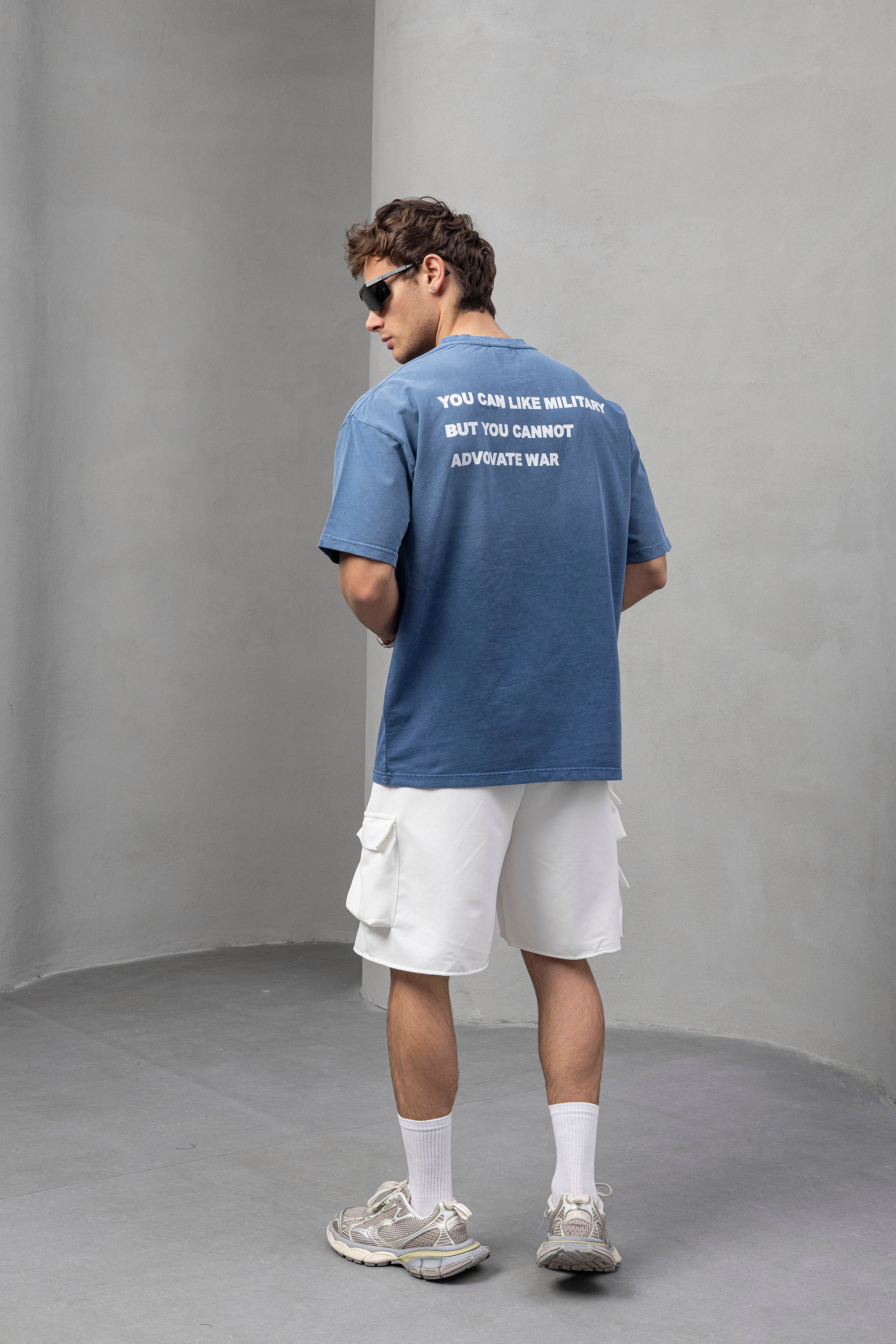 Sky Blue Oversized T‑Shirt 8 – Relaxed Streetwear Essential
