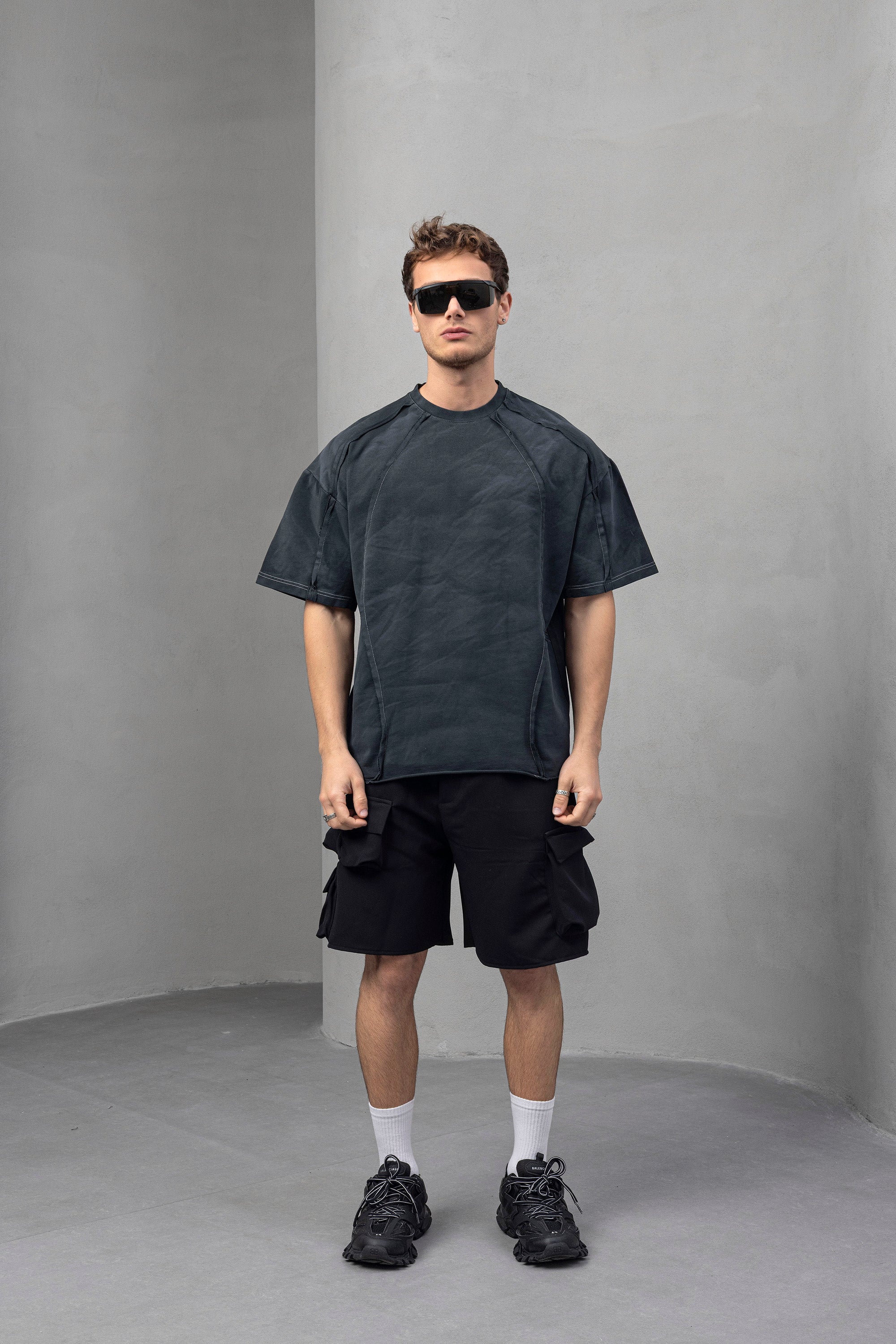 Charcoal Oversized Varsity Raglan T-Shirt – Relaxed Street Vibe