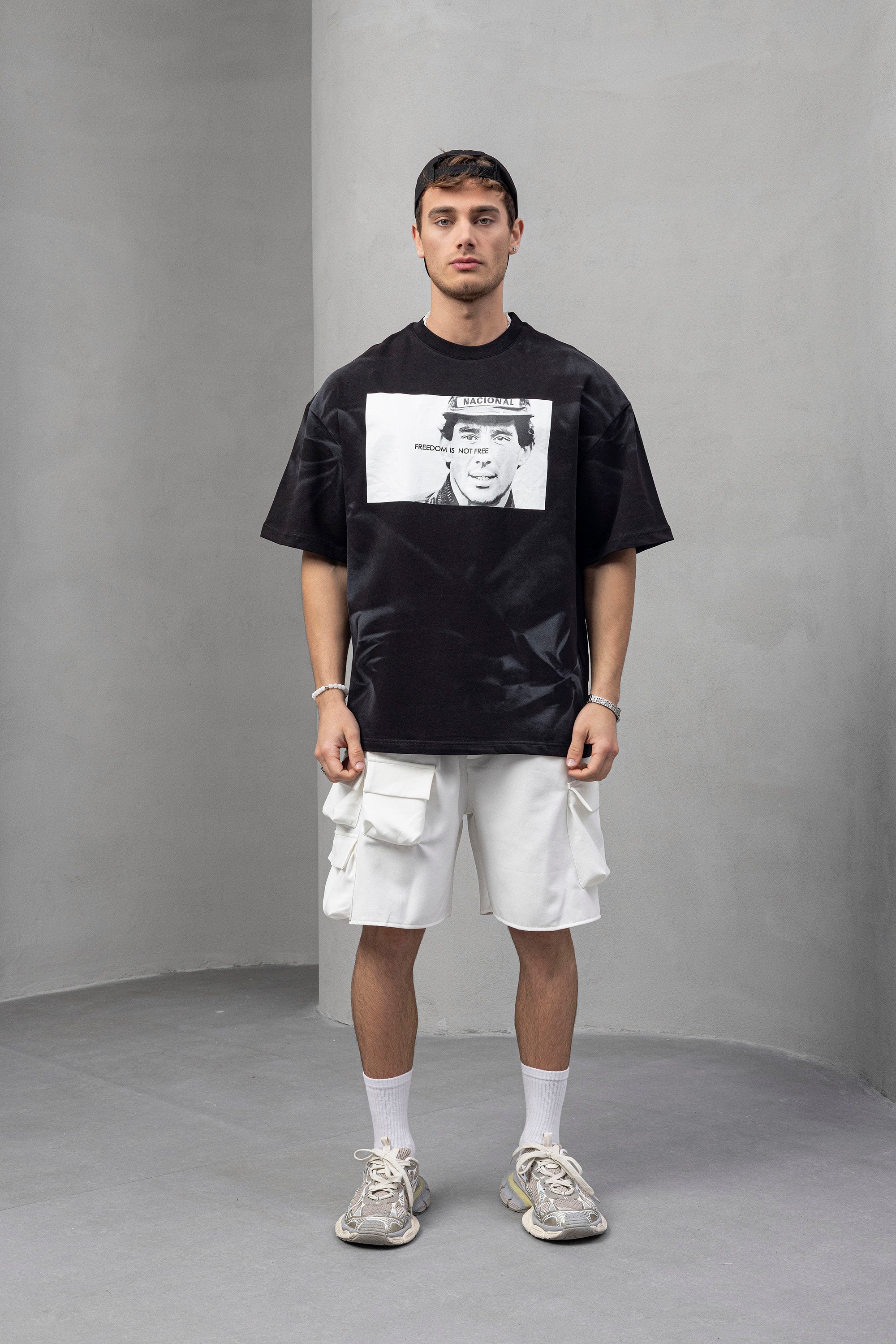 Oversized Black Graphic T-shirts – “Candid is Greater Than Posed”