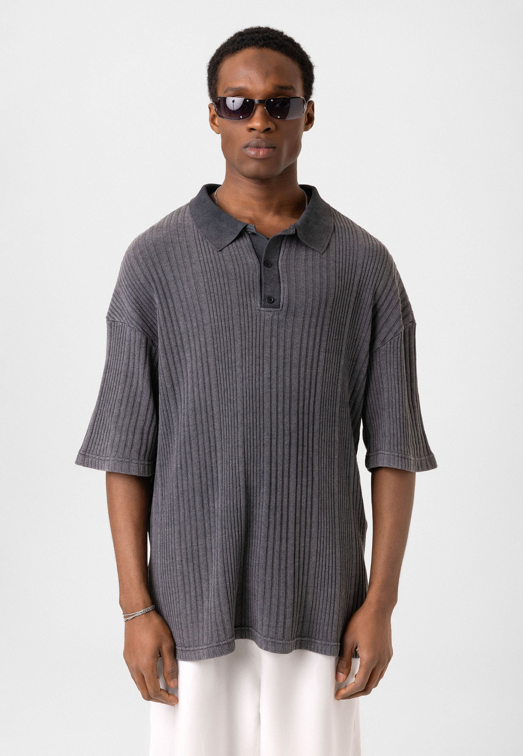 Oversized Knit Polo-Collar Top – Elevated Comfort with Clean Minimalism