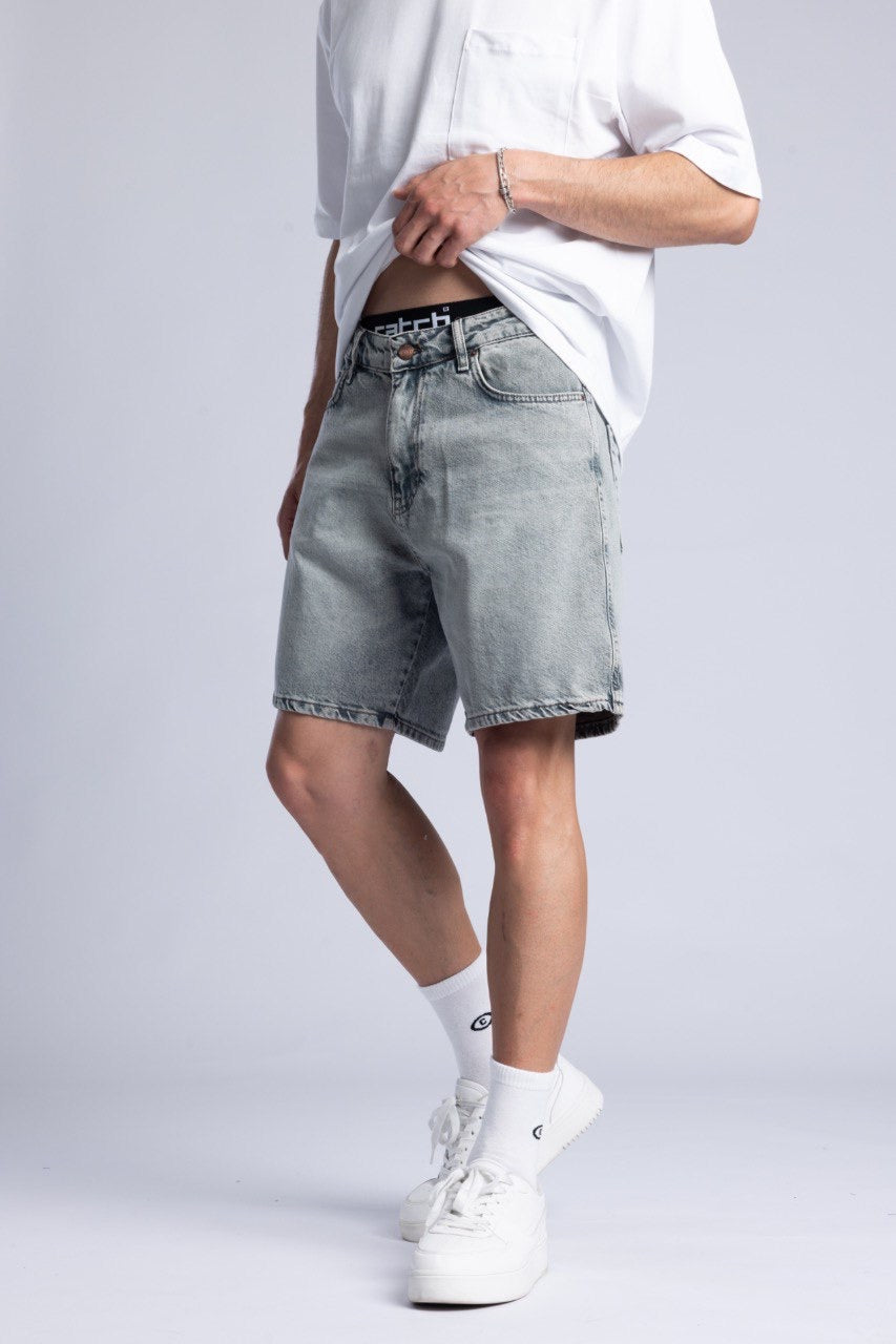 "White Pocket T-Shirt for Men - Casual & Comfortable