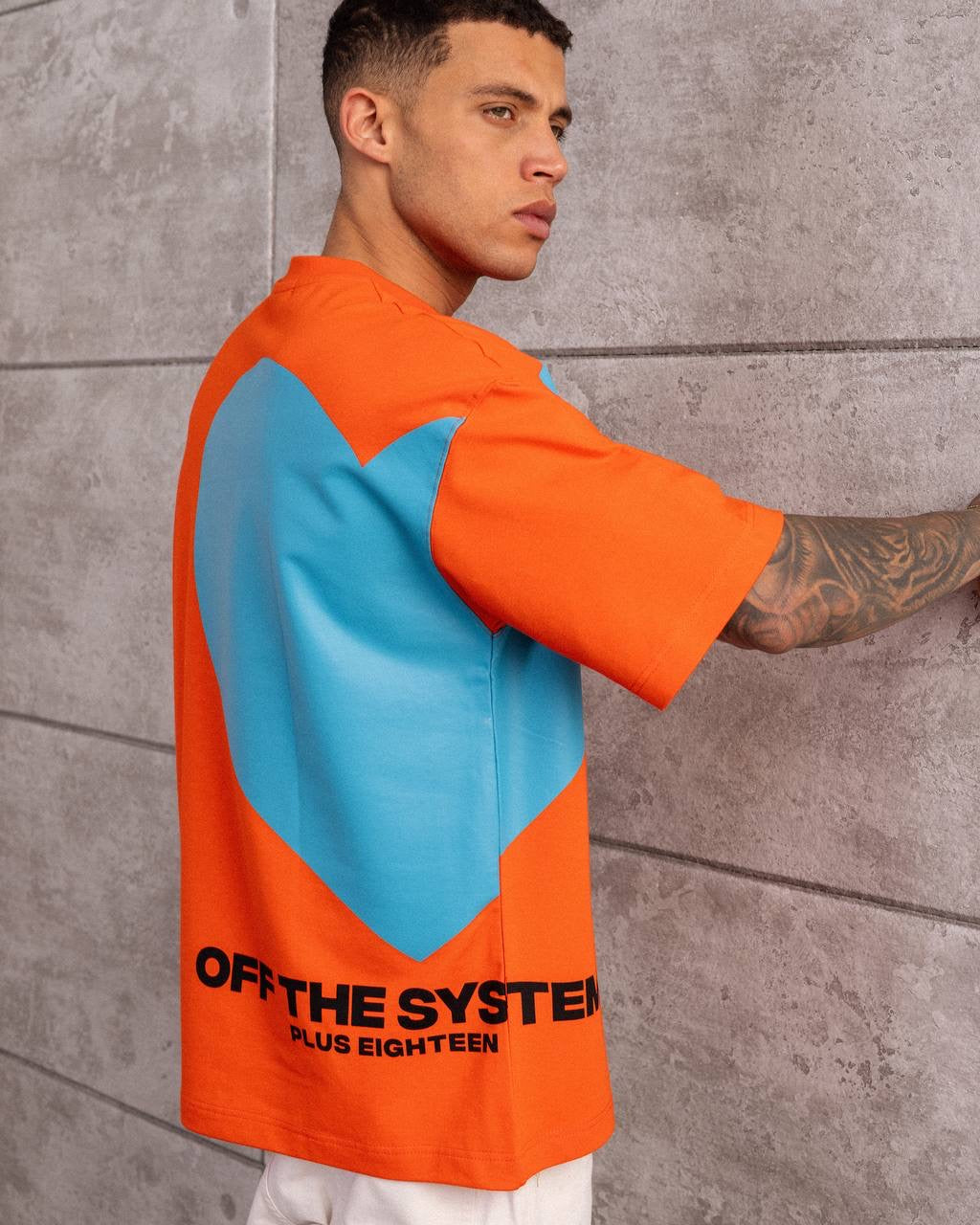 Heart Graphic Oversized T-Shirt – Streetwear Statement Tee
