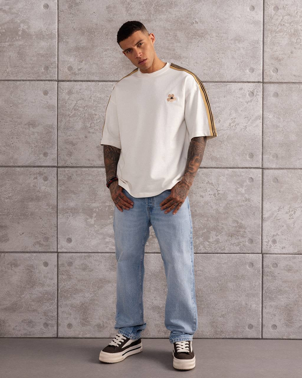 Men’s Floral Stripe Oversized T-Shirt – Casual Streetwear Style