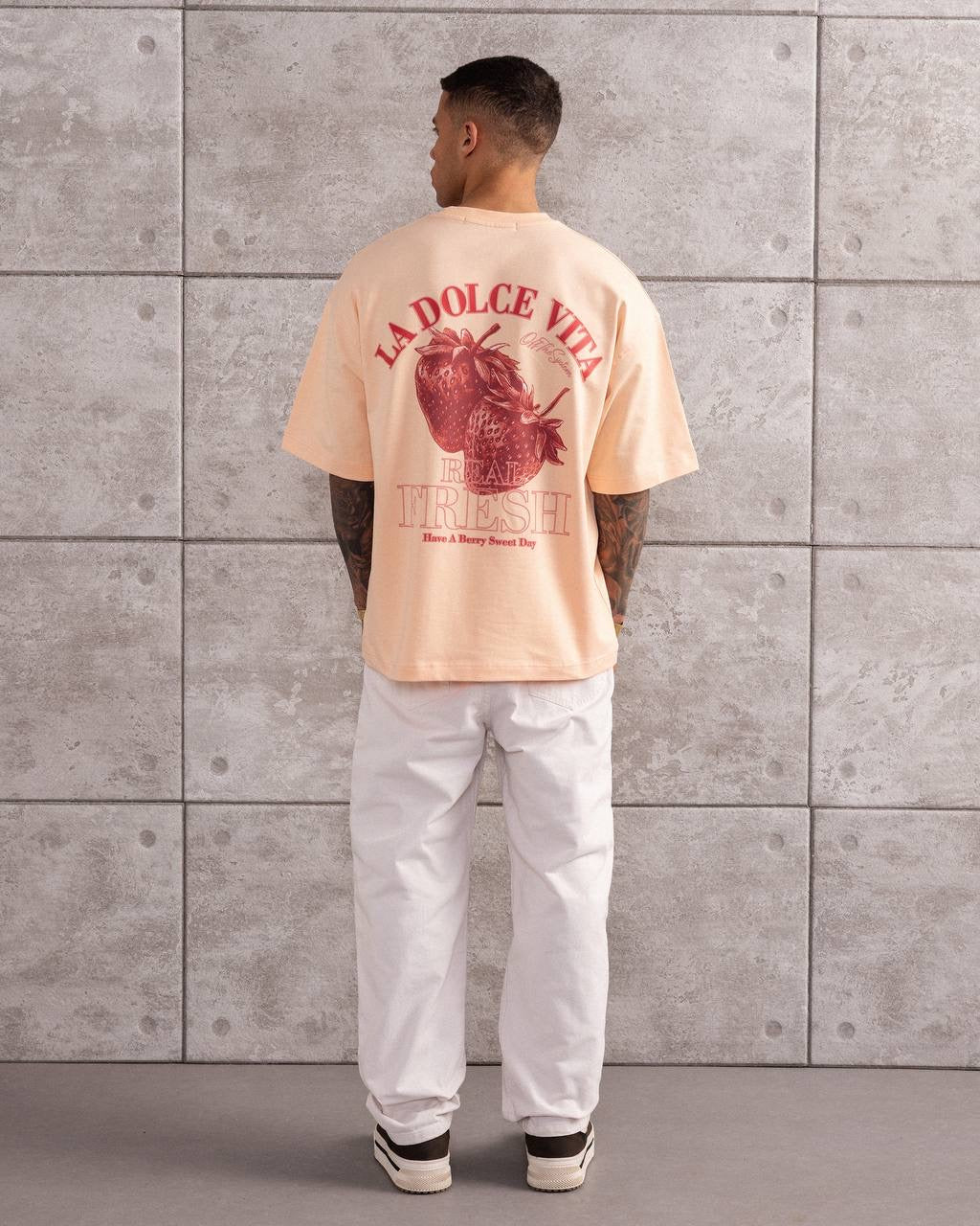 La Dolce Vita Strawberry Graphic Oversized T-Shirt Ffor Men’s