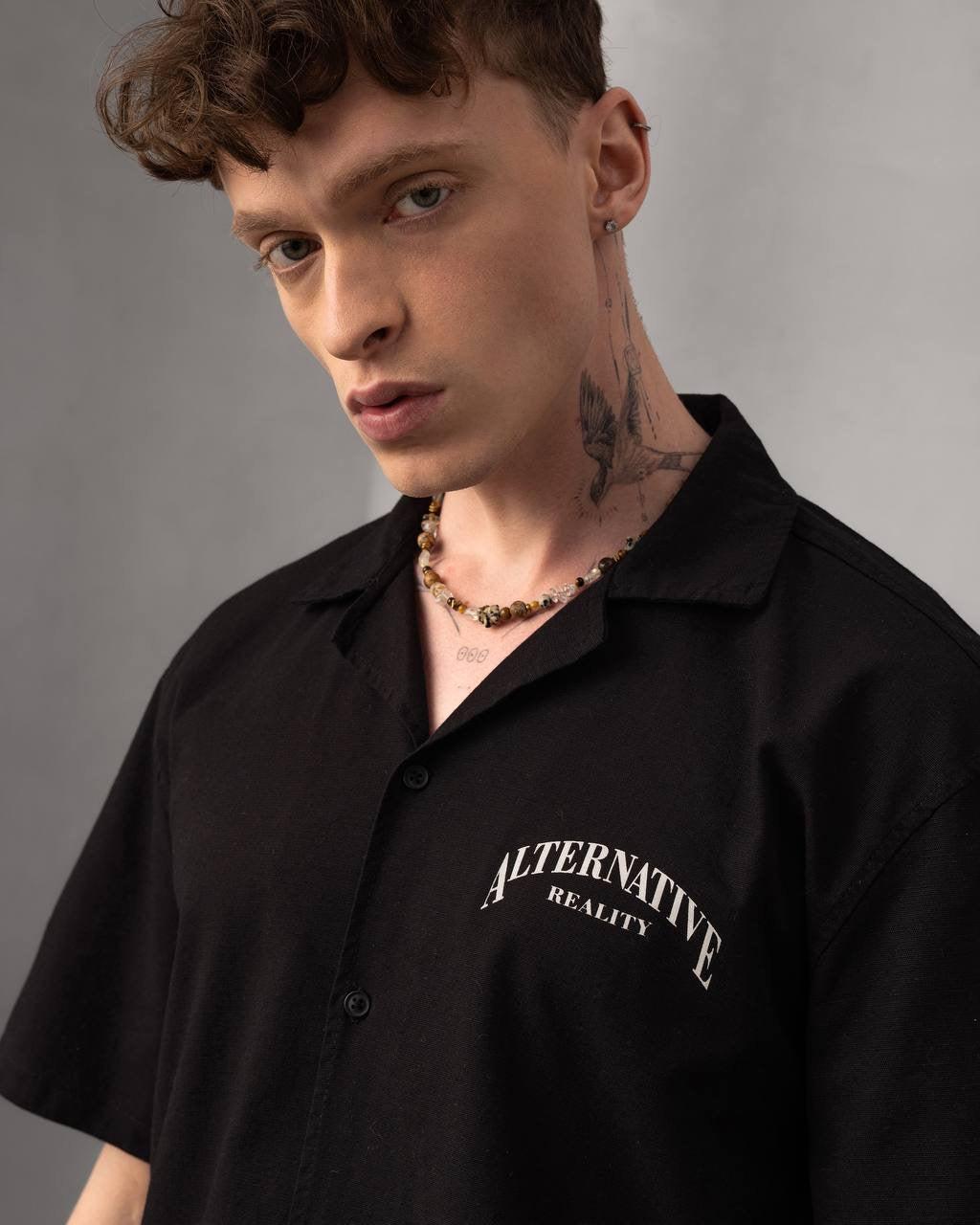 Alternative Reality – Men's Star Patch Casual T-Shirt