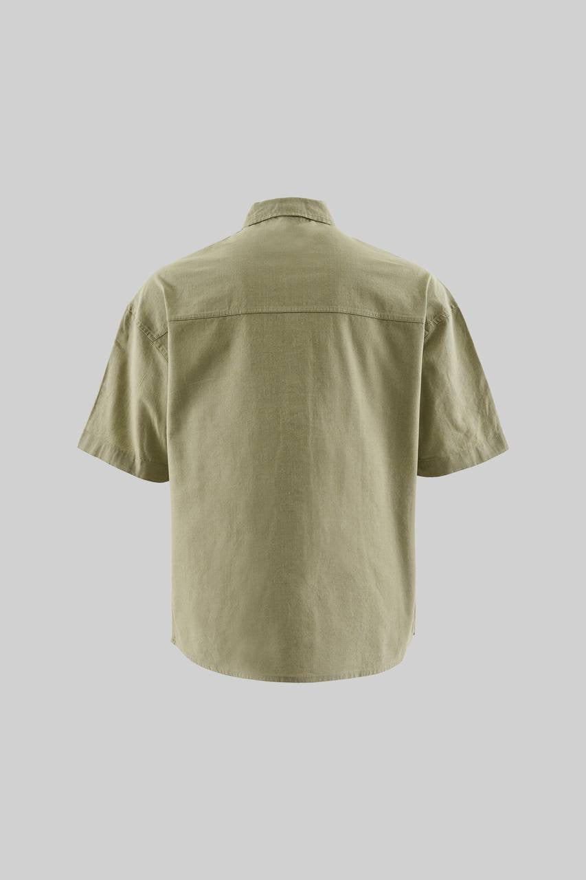 Men’s Relaxed Fit Short Sleeve Button-Down Shirt