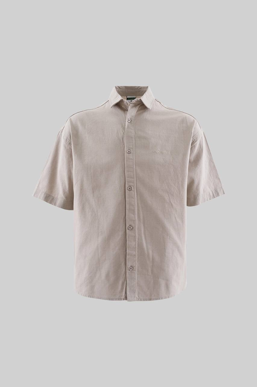 Men’s Relaxed Fit Short Sleeve Shirt in Lightweight Fabric