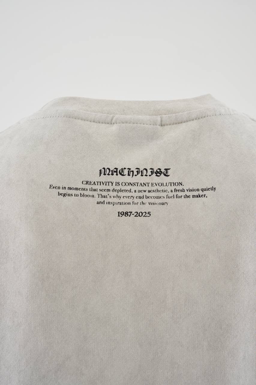Men’s Boxy Fit Signature Short Sleeve T-Shirt in Soft Cotton