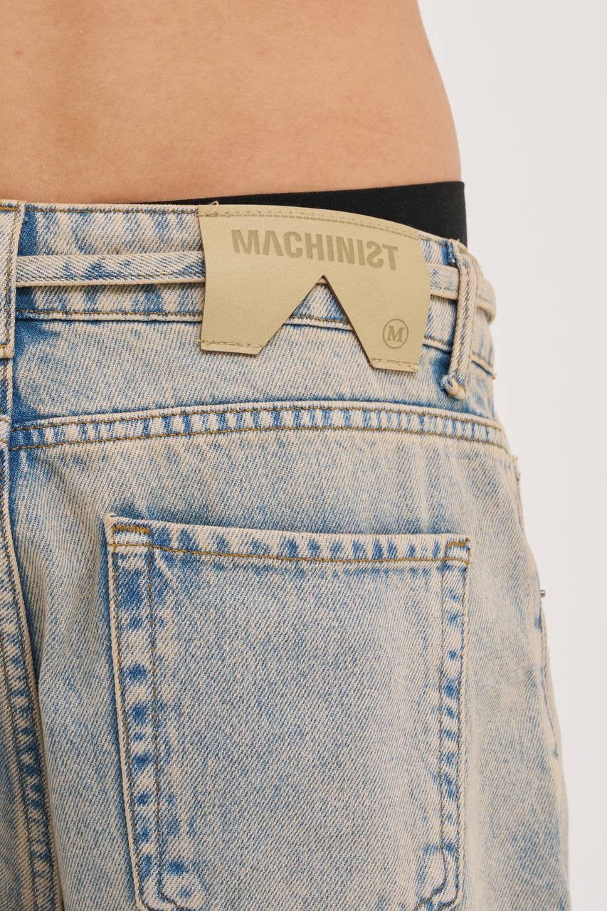 Men’s Relaxed Fit Summer Jeans in Lightweight Denim
