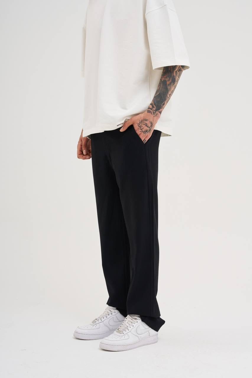 Men’s Relaxed Fit Linen Trousers in Jet Black