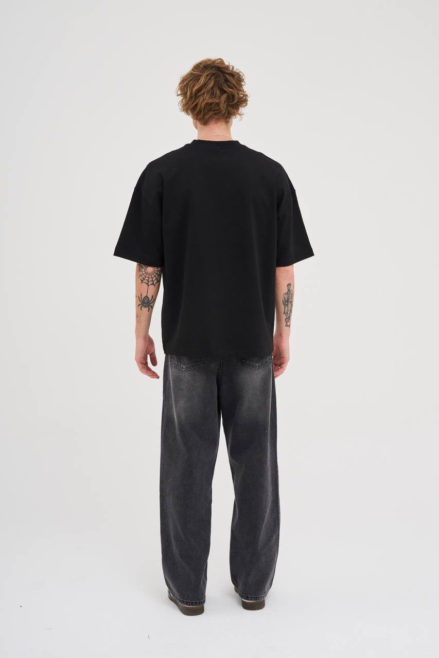 Men's Oversized Graphic T-Shirt in Soft Cotton
