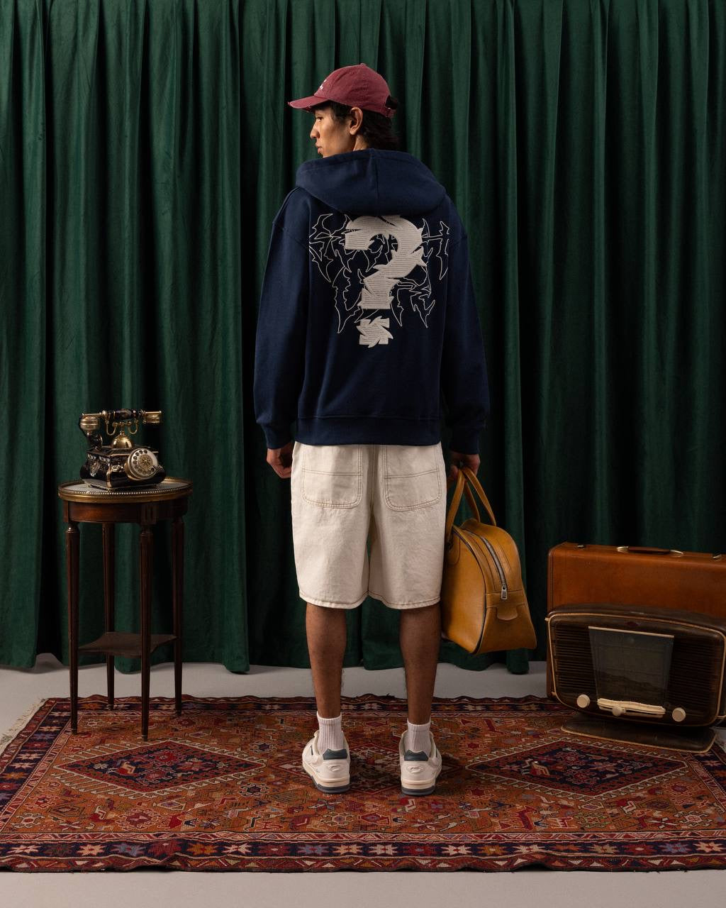 Men’s Navy Blue Zip-Up Hoodie with Graphic Print – Urban Streetwear Essential