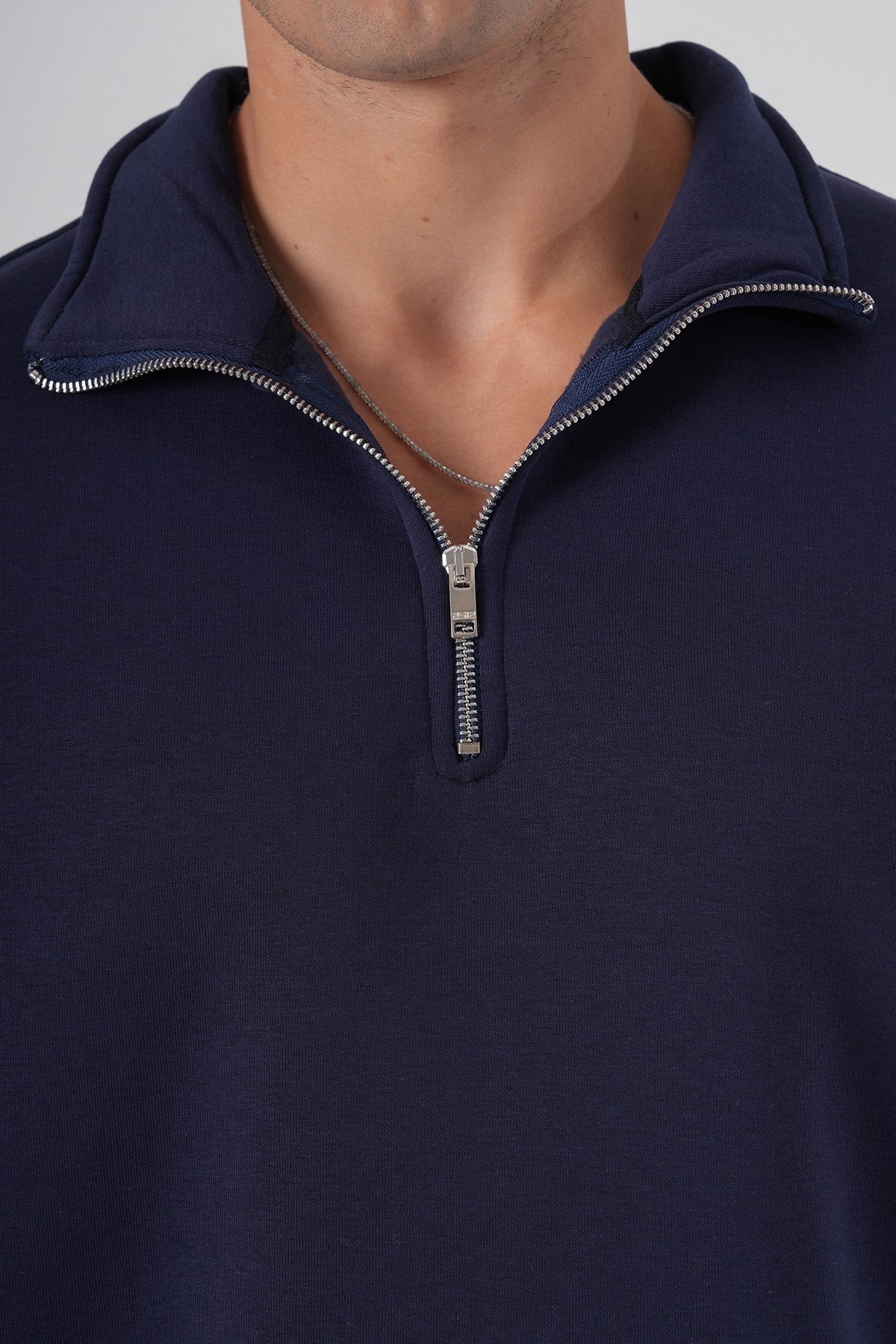 Maroon Half-Zip Sweatshirt – Unisex Streetwear Pullover