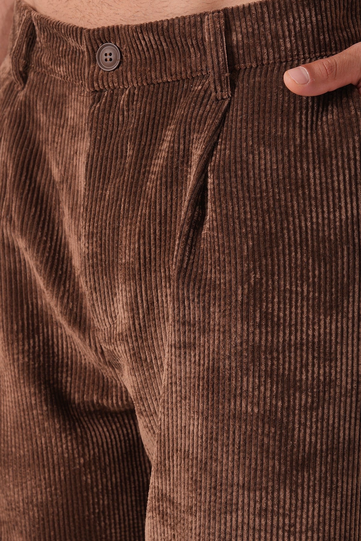 Men’s Brown Corduroy Pants – Relaxed Fit Retro Straight Leg Trousers