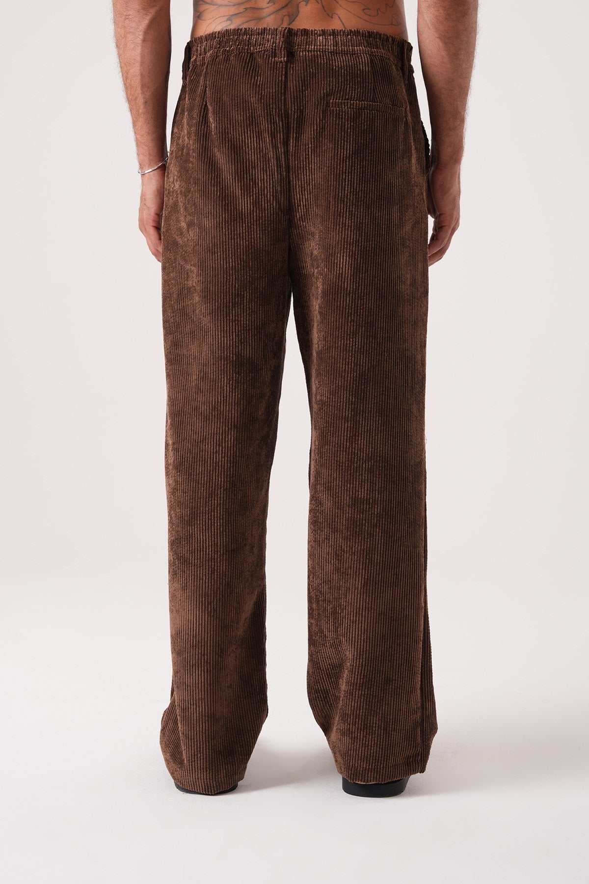 Men’s Brown Corduroy Pants – Relaxed Fit Retro Straight Leg Trousers