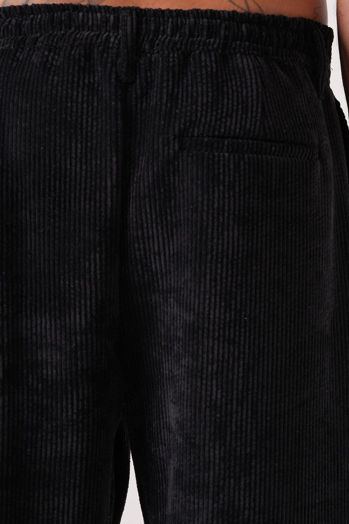 Men’s Black Corduroy Pants – Relaxed Fit Straight-Leg Classic Trousers
