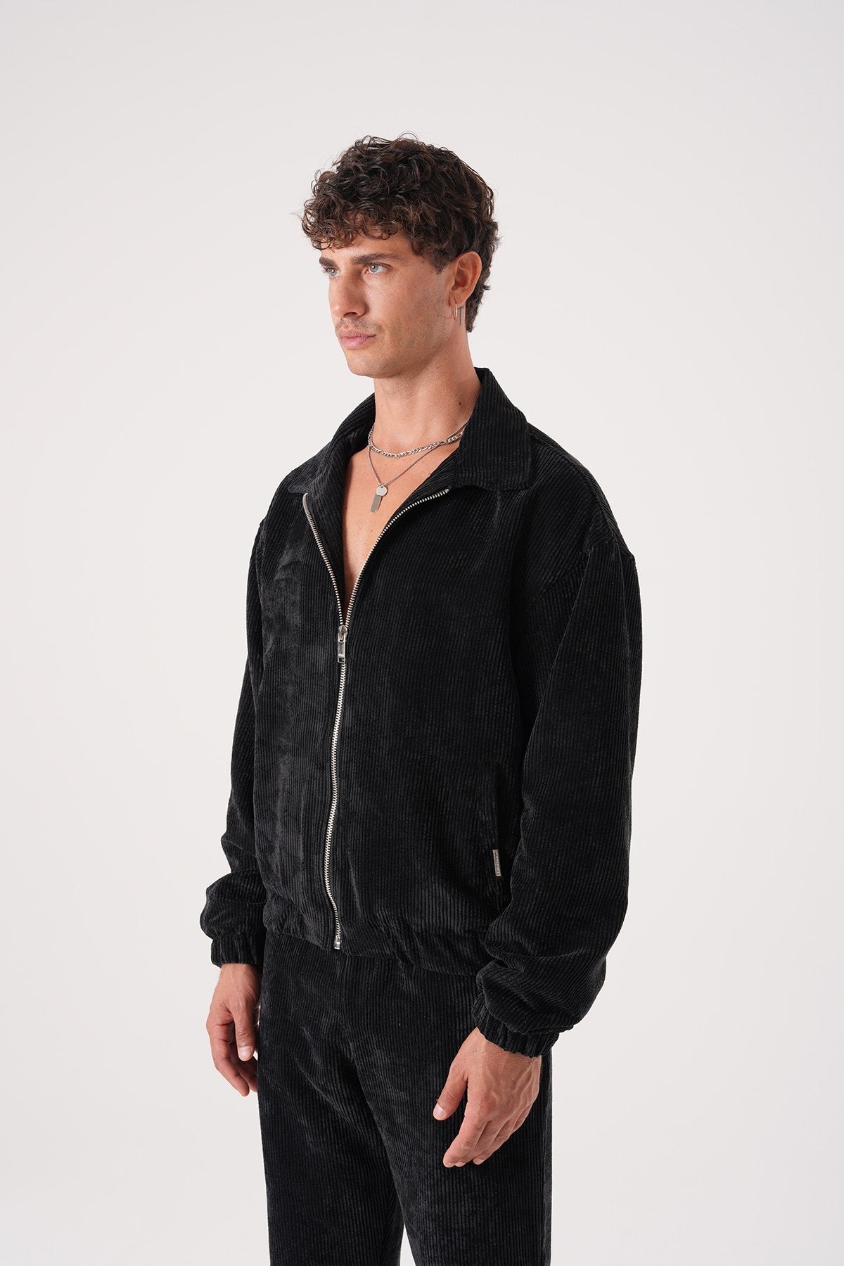 Men’s Black Corduroy Zip-Up Jacket – Classic Streetwear Bomber Style