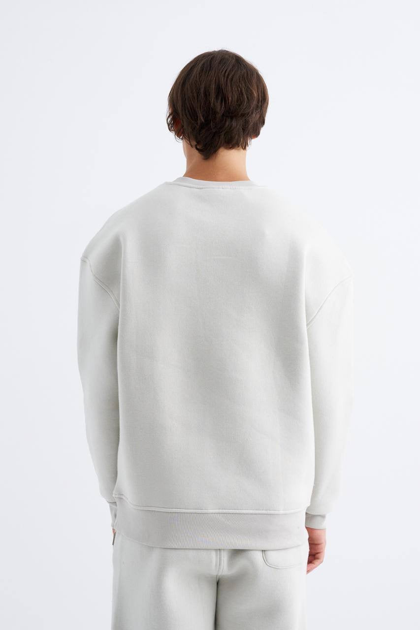 Moda Luna Unisex Crew Neck Three-Thread Sweatshirt — White