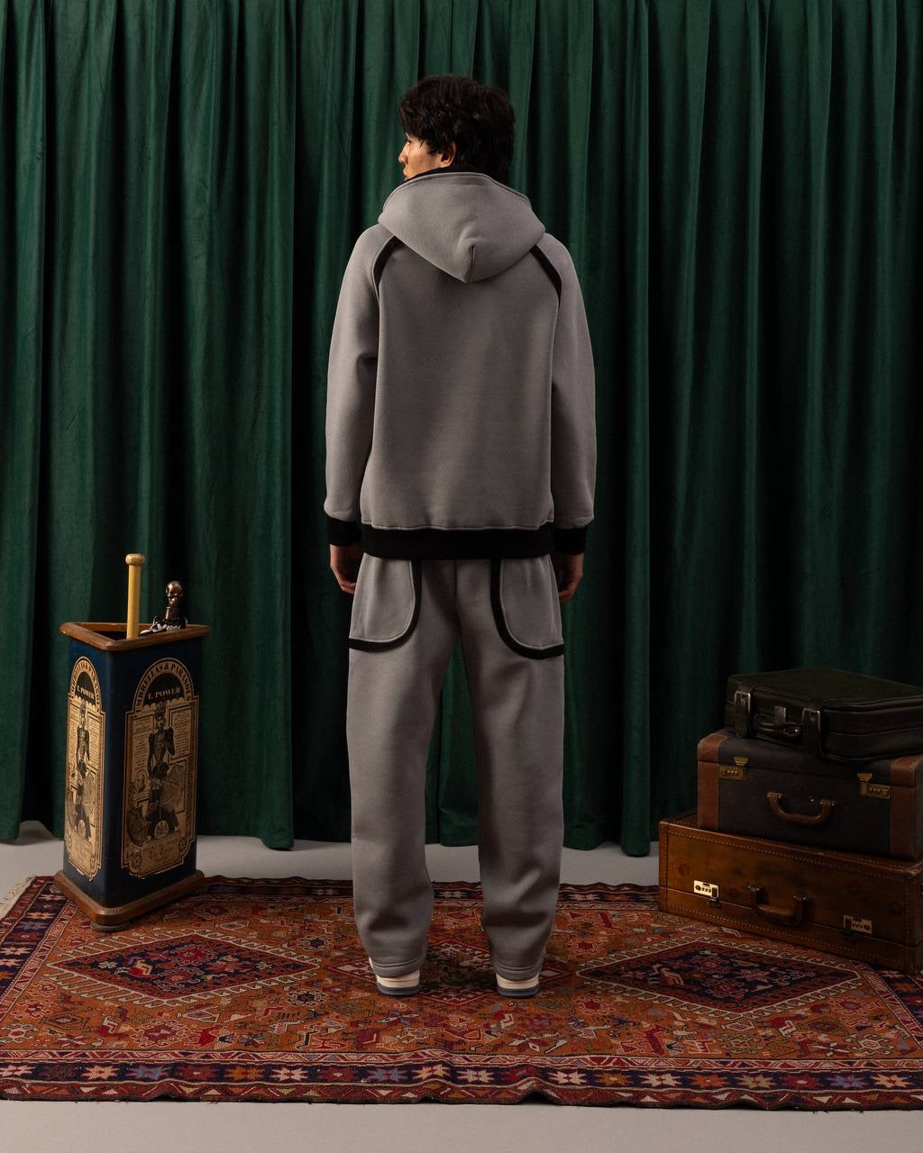 Men’s Grey Contrast Panel Hoodie – Modern Streetwear Pullover