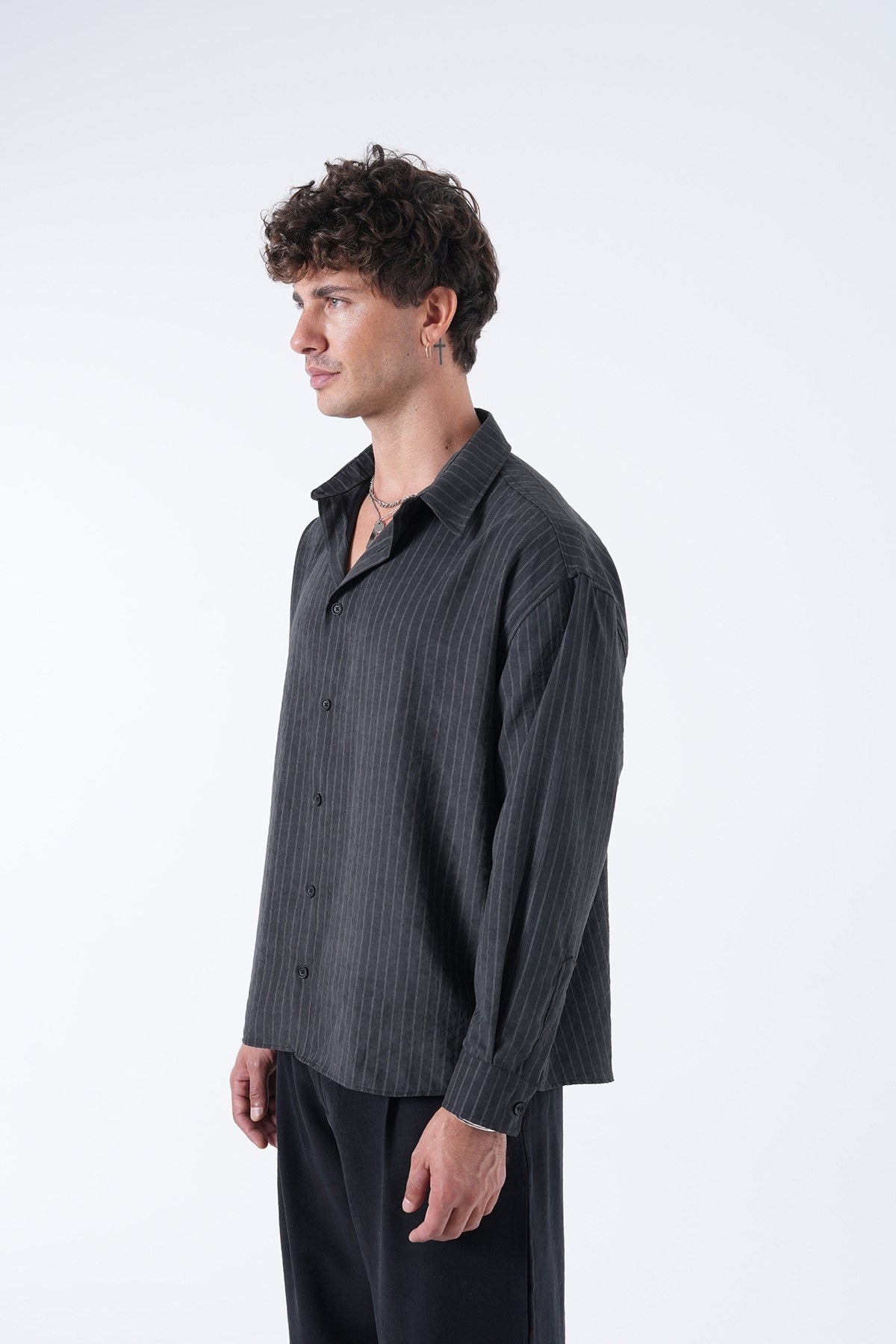 Men’s Striped Relaxed Shirt – Timeless Essentials