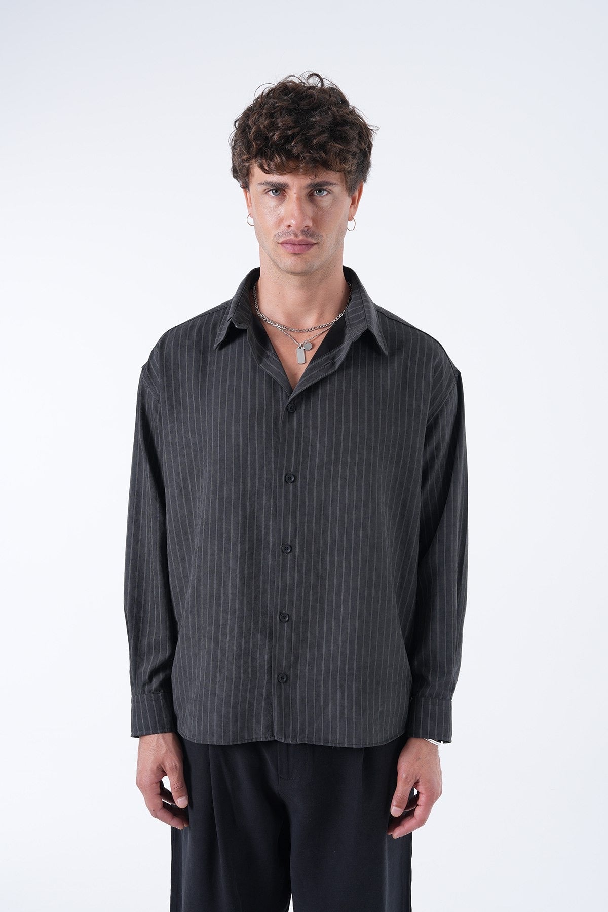 Men’s Striped Relaxed Shirt – Timeless Essentials