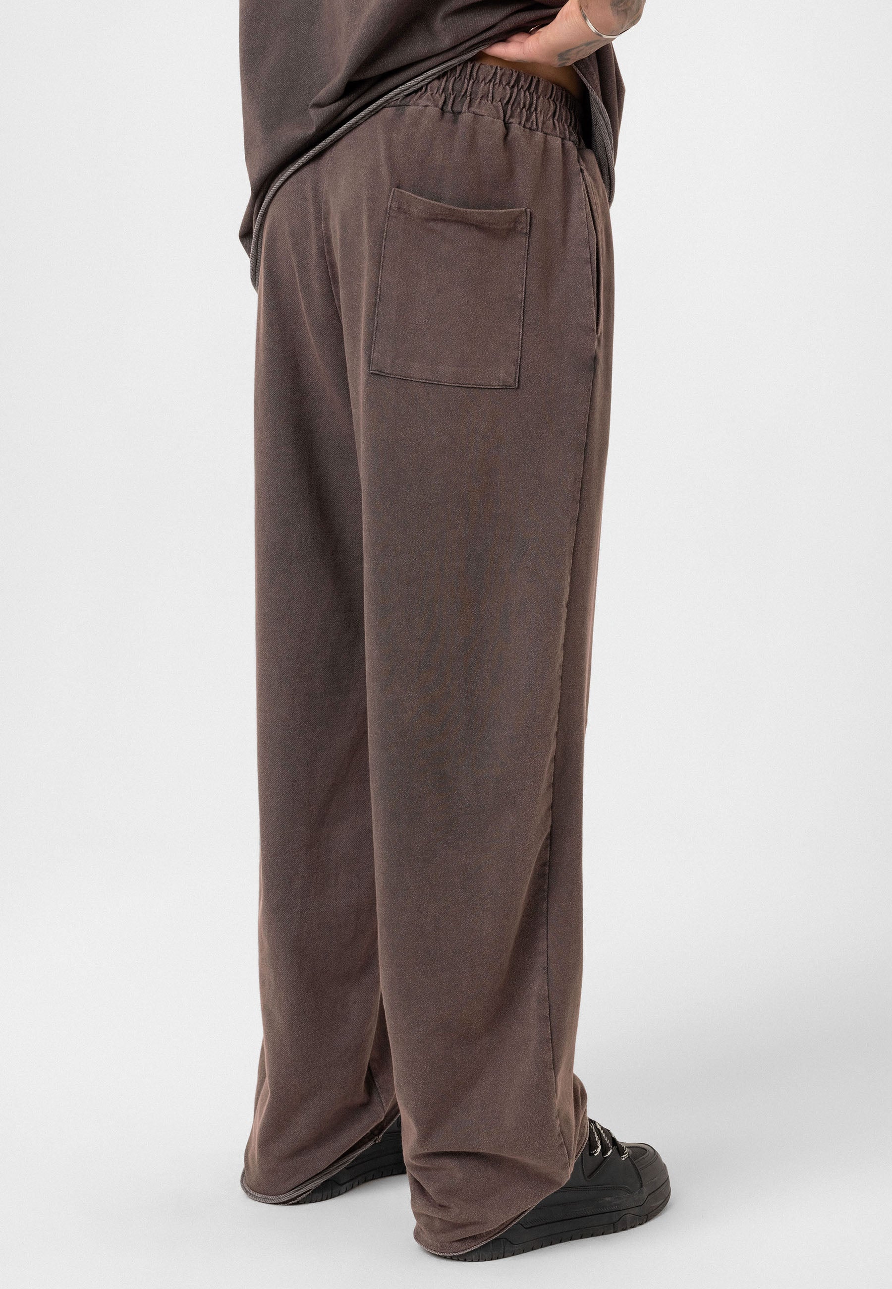 Relaxed Fit Track Pants – Washed Vintage Texture & Everyday Comfort