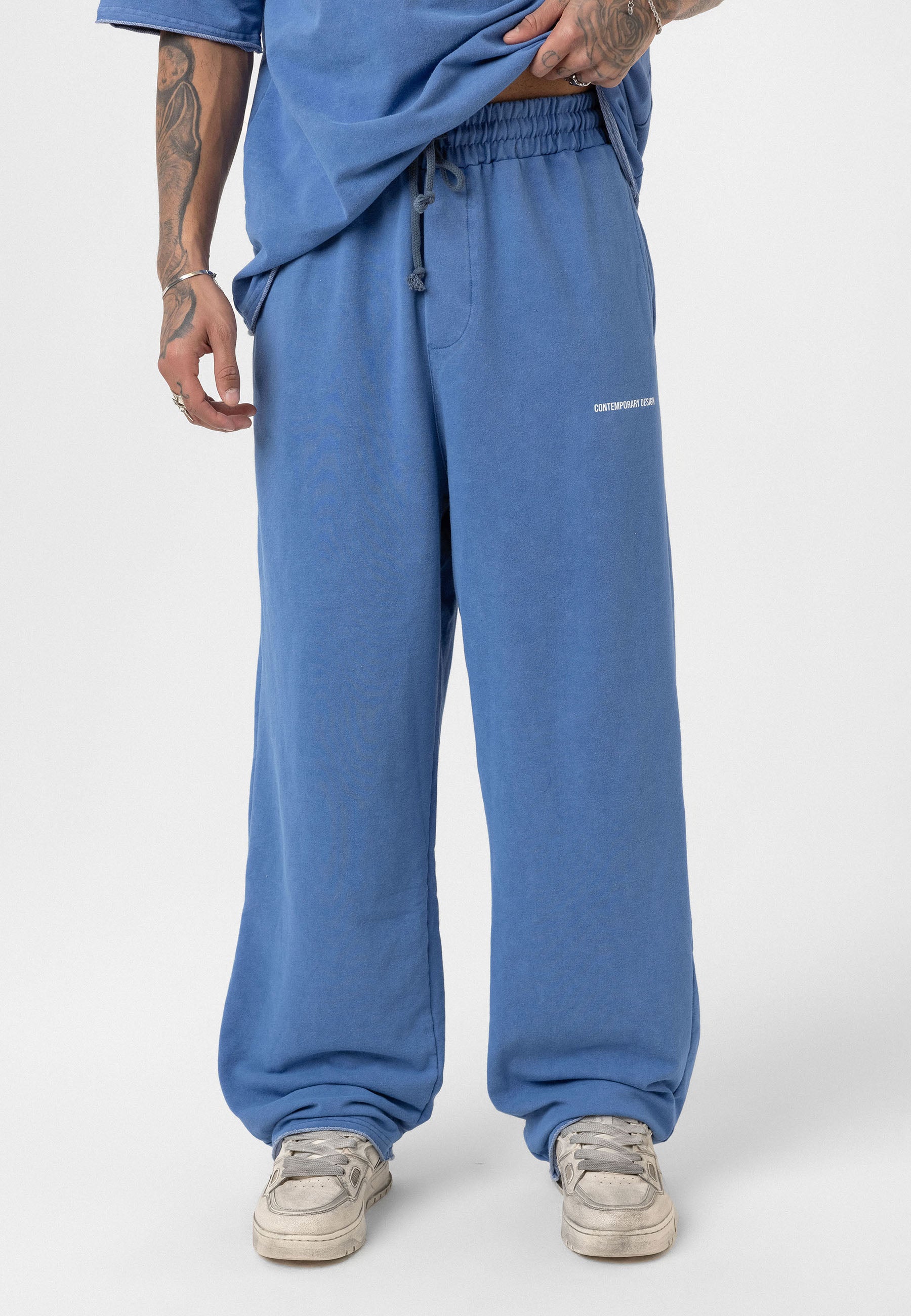 Relaxed Fit Track Pants – Washed Vintage Texture & Everyday Comfort
