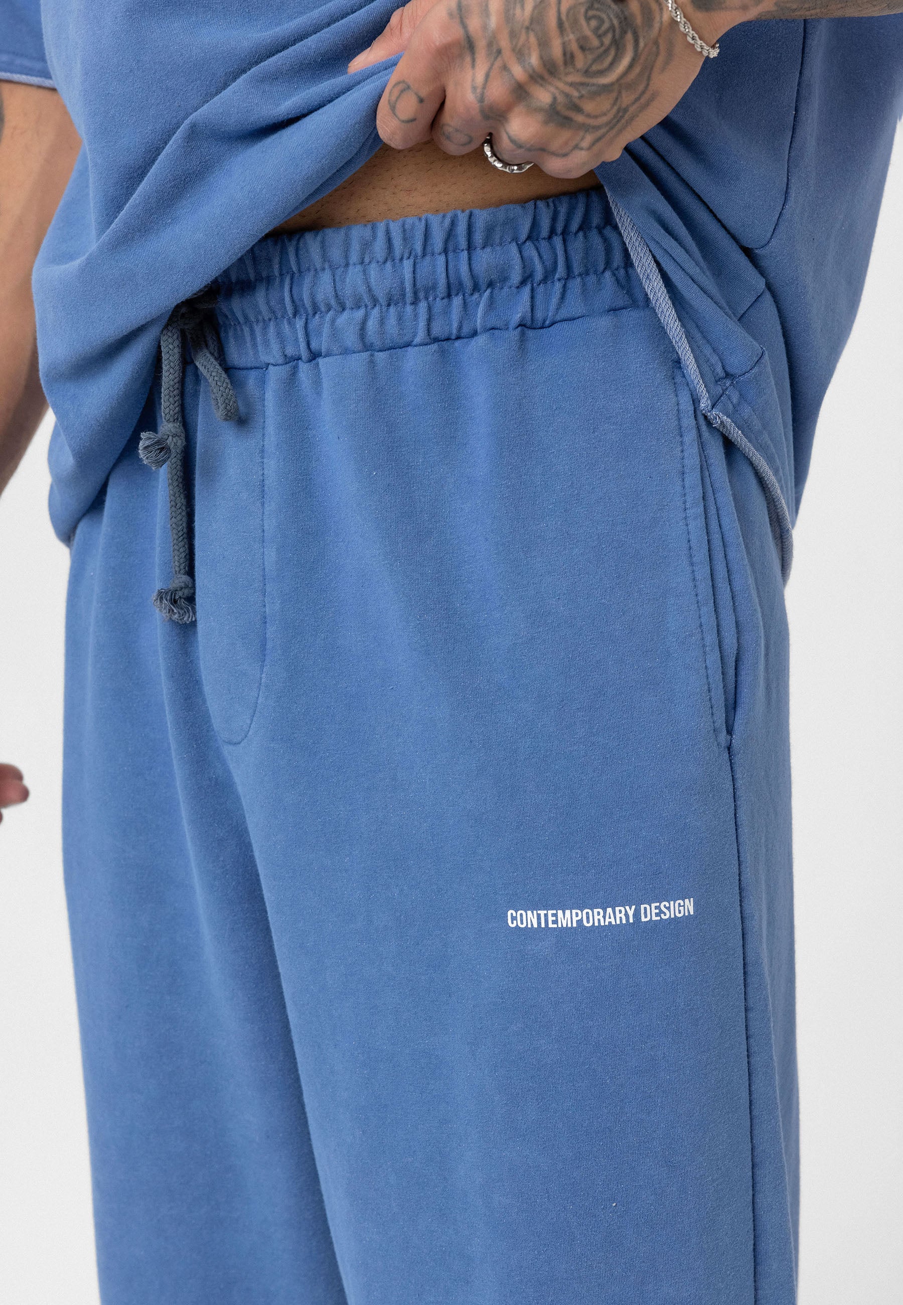 Relaxed Fit Track Pants – Washed Vintage Texture & Everyday Comfort