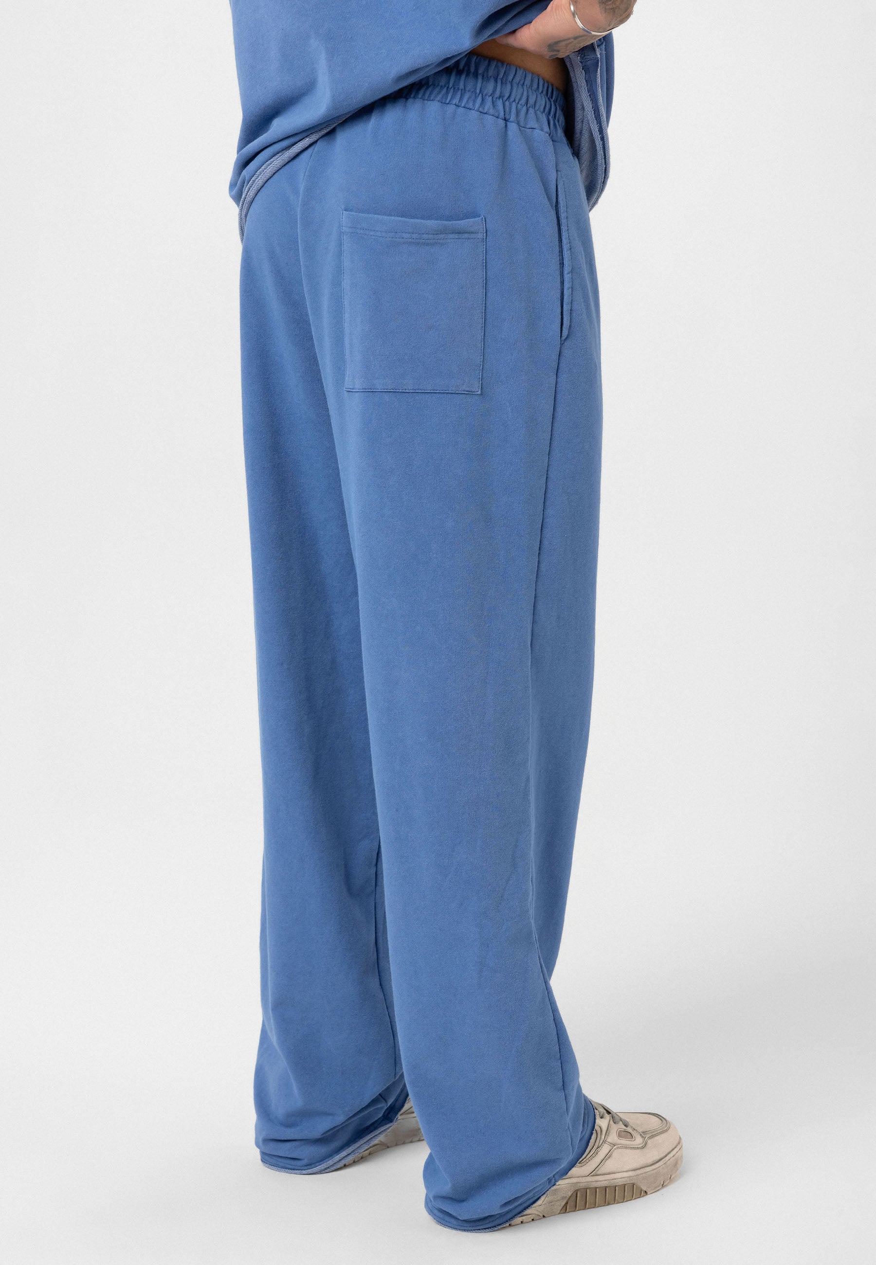 Relaxed Fit Track Pants – Washed Vintage Texture & Everyday Comfort