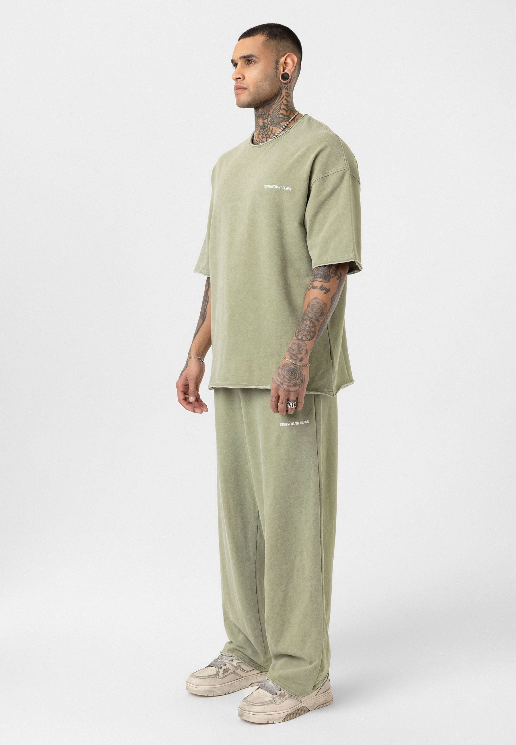 Relaxed Fit Track Pants – Washed Vintage Texture & Everyday Comfort