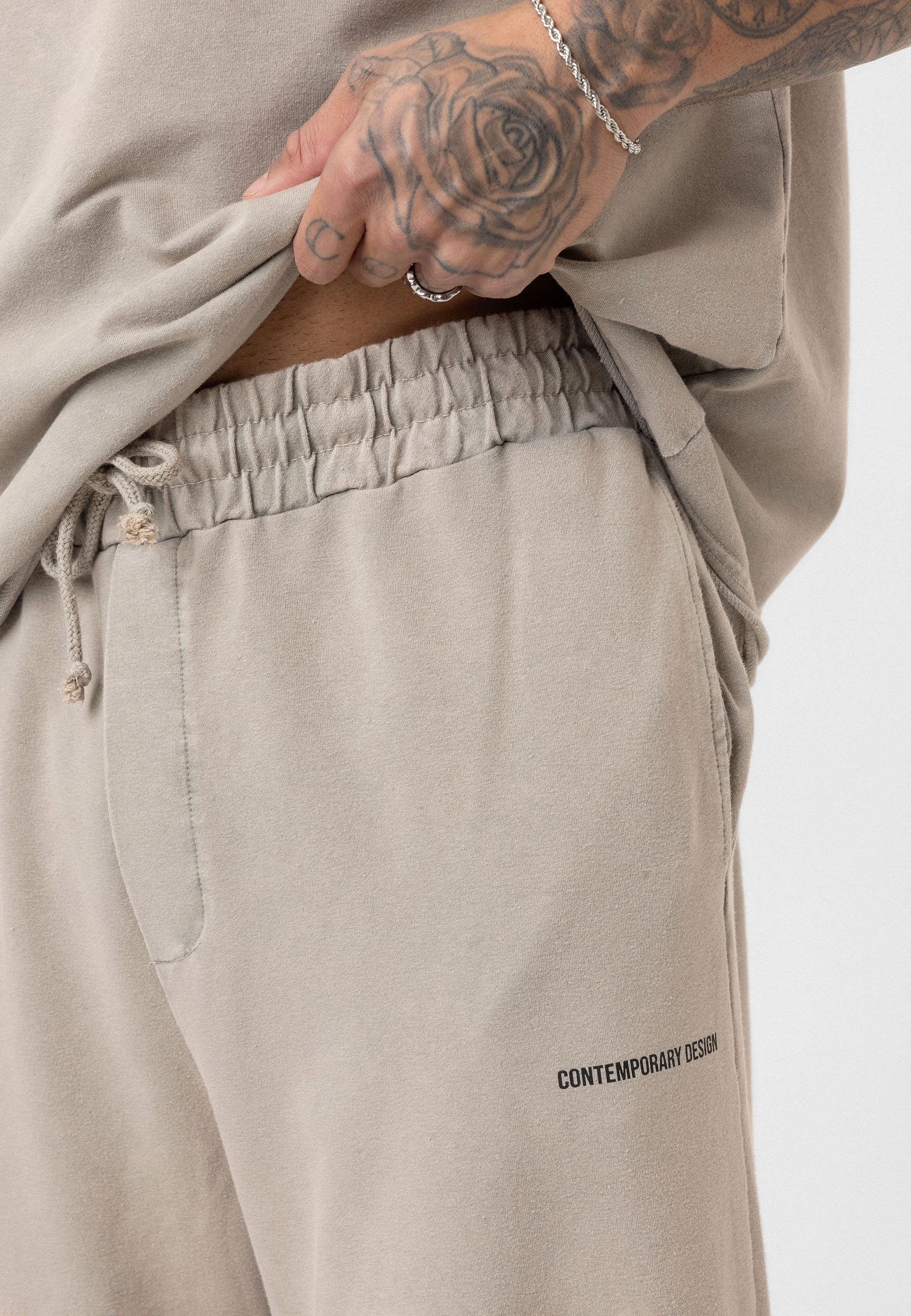 Relaxed Fit Track Pants – Washed Vintage Texture & Everyday Comfort