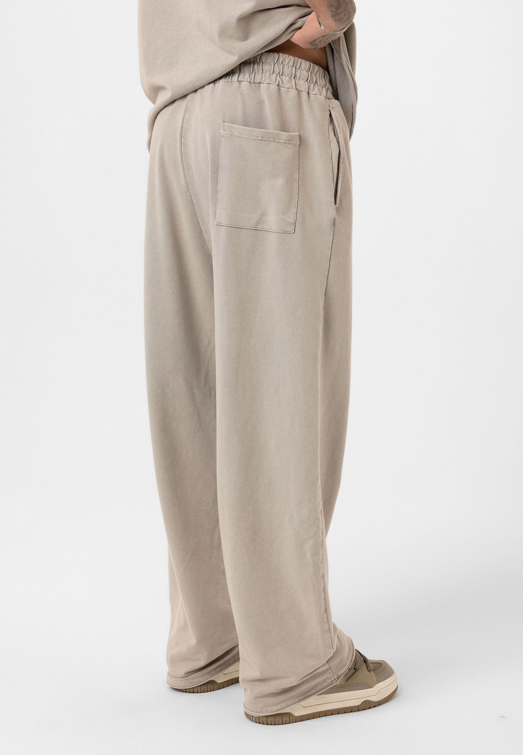 Relaxed Fit Track Pants – Washed Vintage Texture & Everyday Comfort