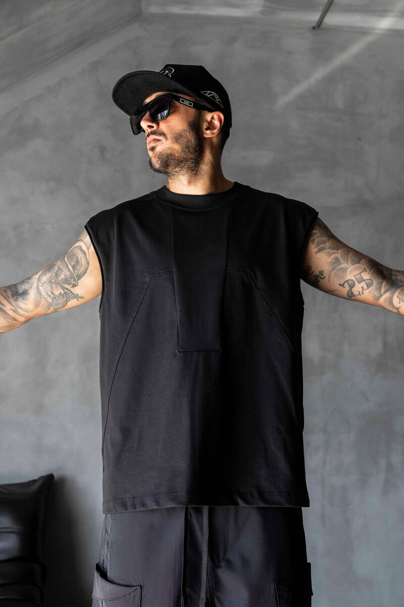 Black Singlet 1909