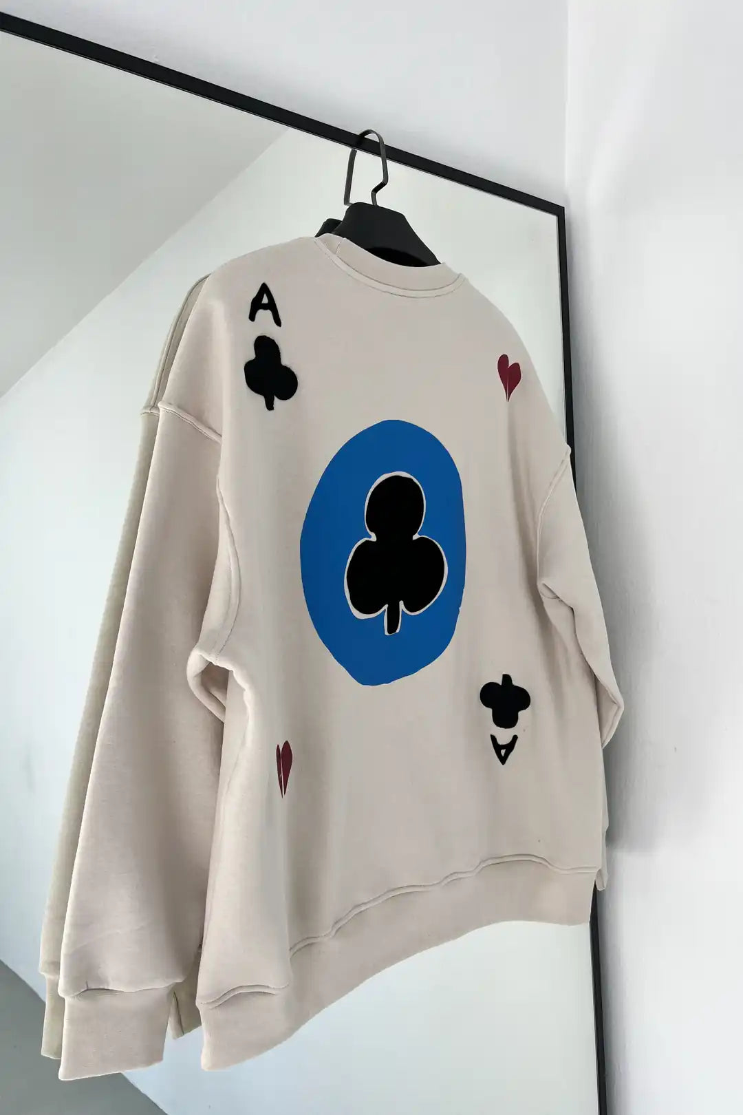 Ace Club Graphic Sweatshirt – Bold Retro Street Style
