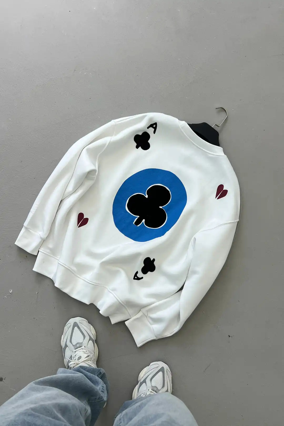 Ace Club Graphic Sweatshirt – Bold Retro Street Style